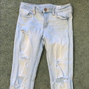 american eagle distressed light jeggings